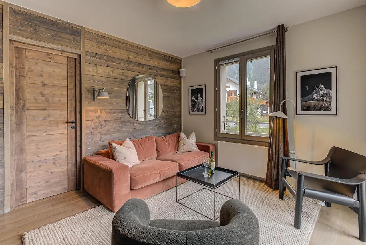 White Pearl A05 Modern Apartment Chamonix Alpes Travel Sleeps 4 To 6 France