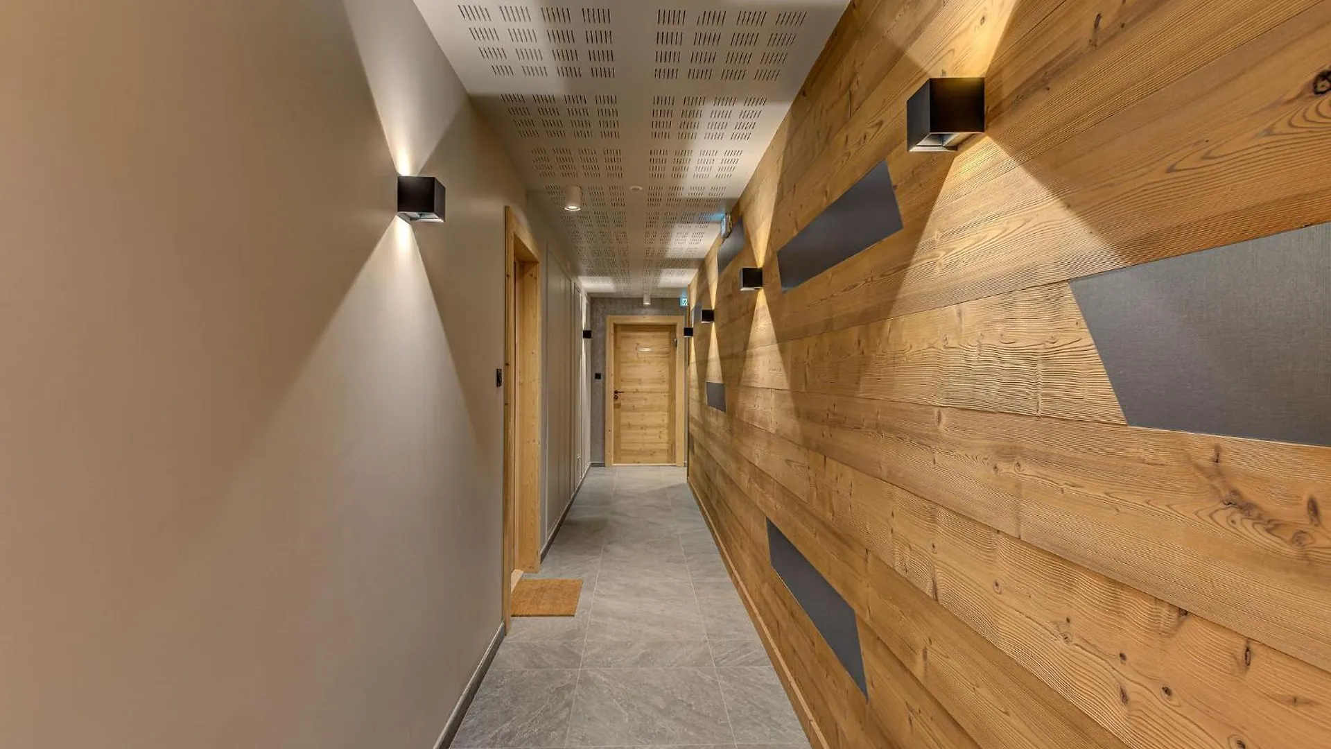White Pearl A05 Modern Apartment Chamonix Alpes Travel Sleeps 4 To 6
