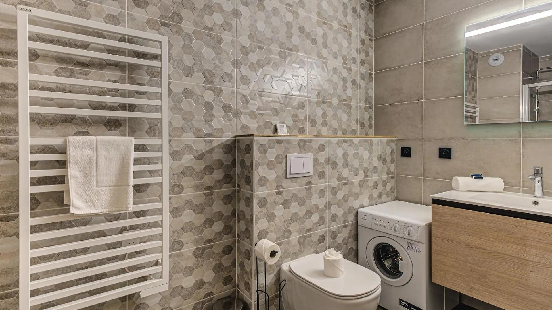 White Pearl A05 Modern Apartment Chamonix Alpes Travel Sleeps 4 To 6