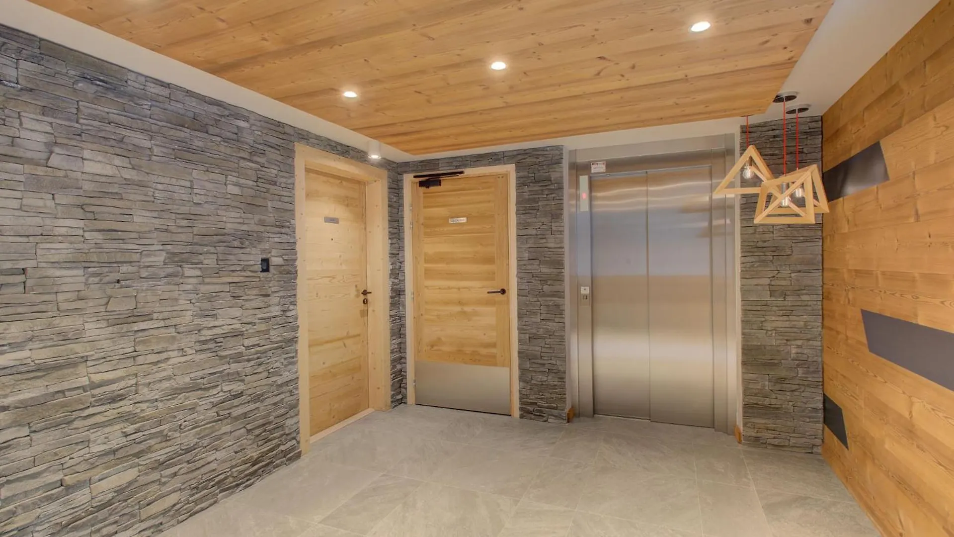 White Pearl A05 Modern Apartment Chamonix Alpes Travel Sleeps 4 To 6